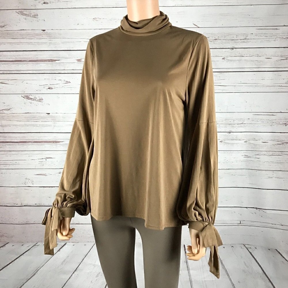 LORD & TAYLOR Soft Bow-Tie-cuff Turtleneck Blouse M